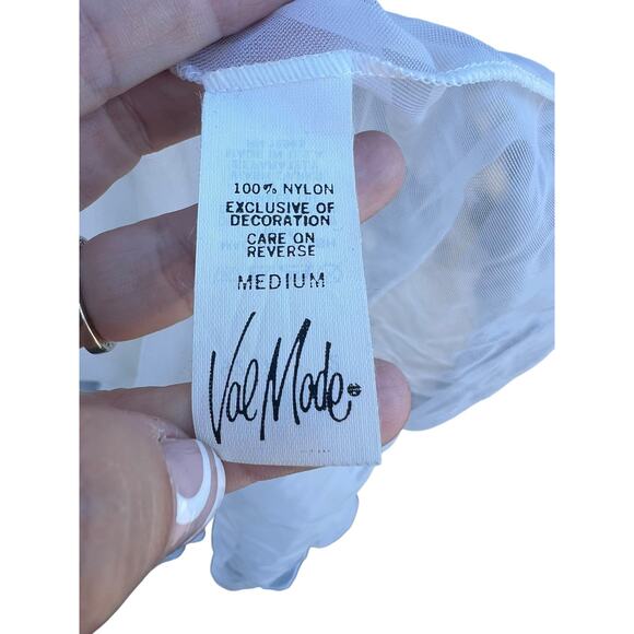 Vintage Women's Night Gown Sleepwear V-Neck Floral Lace Ivory Size Medium - Picture 8 of 16